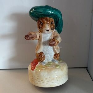 Vintage 1988 Schmid Benjamin Bunny Musical Figurine